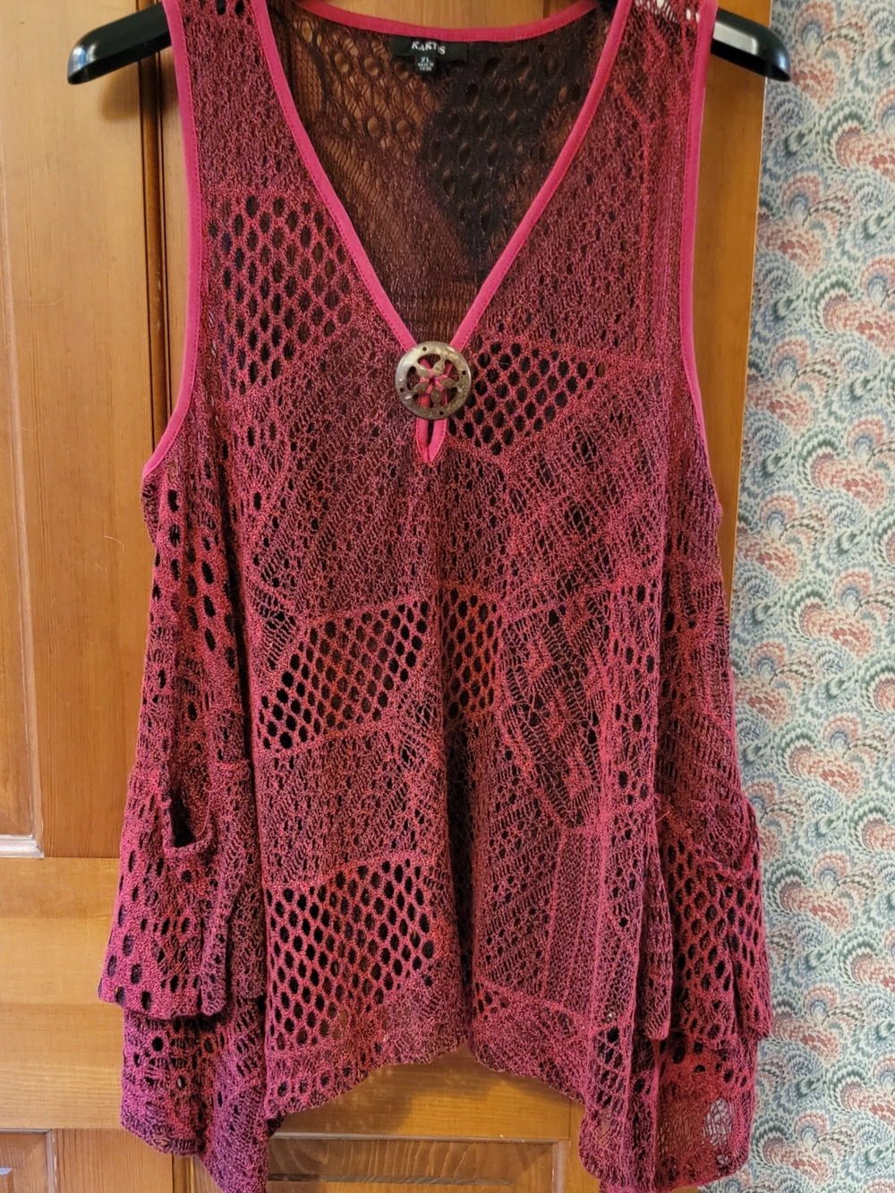 Kaktus XL Red Boho Open Knit Crochet Vest Handkerchief Hem Pockets